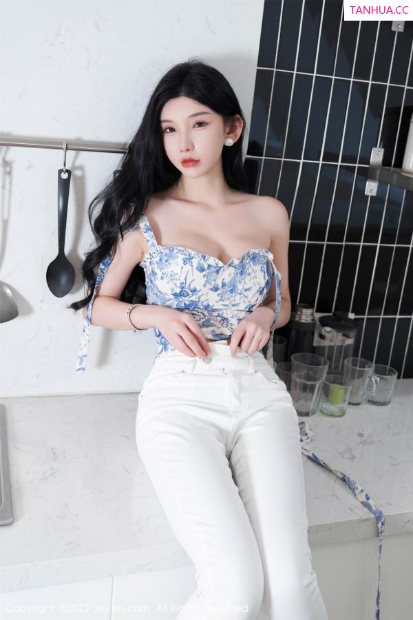 周于希dummy  [XiuRen]高清写真图 2023.08.11 No.7225 周于希Sally 厦门旅拍第41张图片